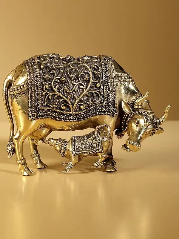 Vastu Kamdhenu Cow with Calf Idol